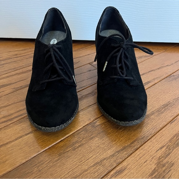 Dr. Scholl’s Cheer Lace Up Booties - Picture 2 of 8